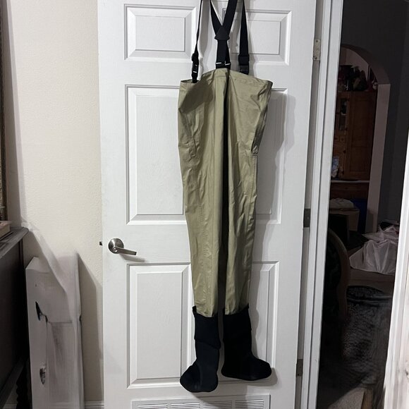 Men's Redington Waders Size Small - Picture 3 of 5